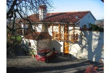 Slovēnija Privát Kobdilj, Eksterjers